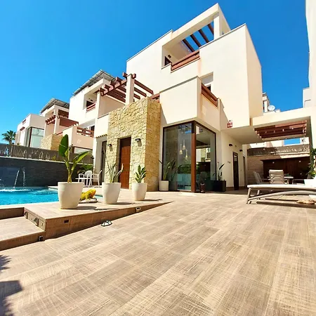 Casa Lagunas - Luxury In Ciudad Quesada Villa *